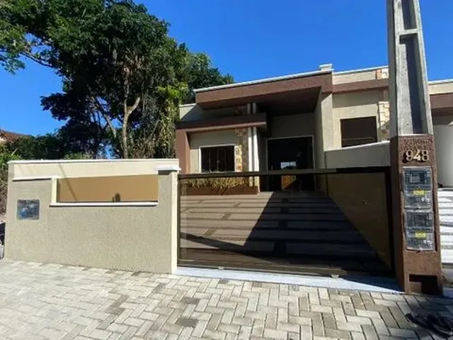 Imagem 2: Casa Nova na Praia de Itapoá, com 03 Quartos e Piscina