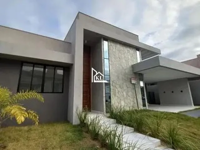 Imagem: A casa possui 4 Dormitórios, 3 Suítes, 5 Banheiros, 4