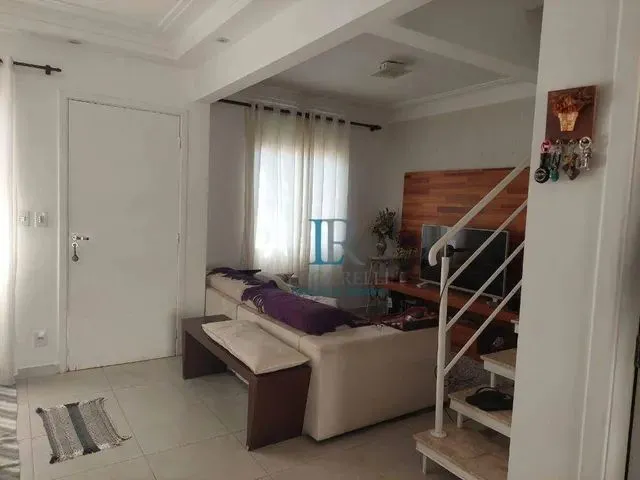 Imagem: A casa em condomínio possui 3 Dormitórios, 1 Suíte, 4