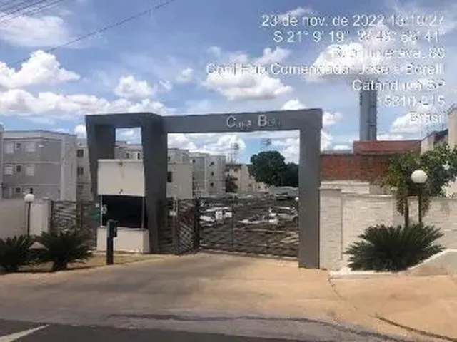 Imagem: O apartamento possui 2 Dormitórios, 1 Banheiro, 1 Vaga na