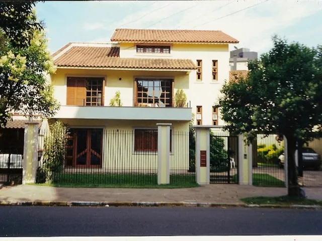 Imagem: O apartamento possui 3 Dormitórios, 1 Suíte, 3 Banheiros,