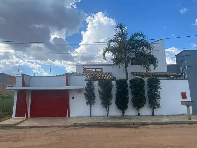 Imagem: Casa 3/4 Suíte, 206M² Construídos, Bairro