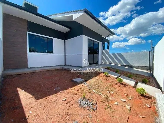 Imagem: Casa Térrea com 3 Dormitórios, À Venda