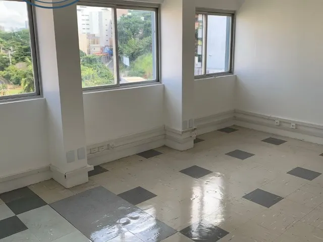 Imagem 3: Prédio Comercial para Locação no Rio Vermelho, 6 Pavimentos, 1000M2 de Área Construída!
