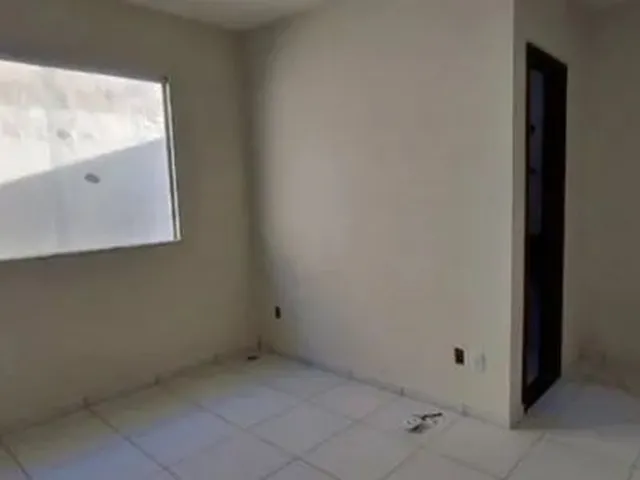 Imagem 2: Casa para Venda Possui 150 Metros Quadrados com 2 Quartos em Centro - Itapipoca - Ce