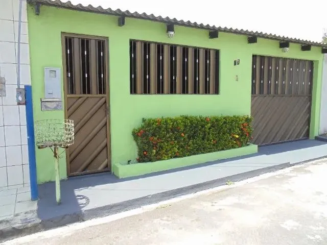 Imagem: Nova Cidade - Alugo Excelente Casa com 03