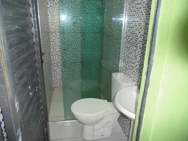 Imagem 15: Nova Cidade - Alugo Excelente Casa com 03 Quartos R$:1.500