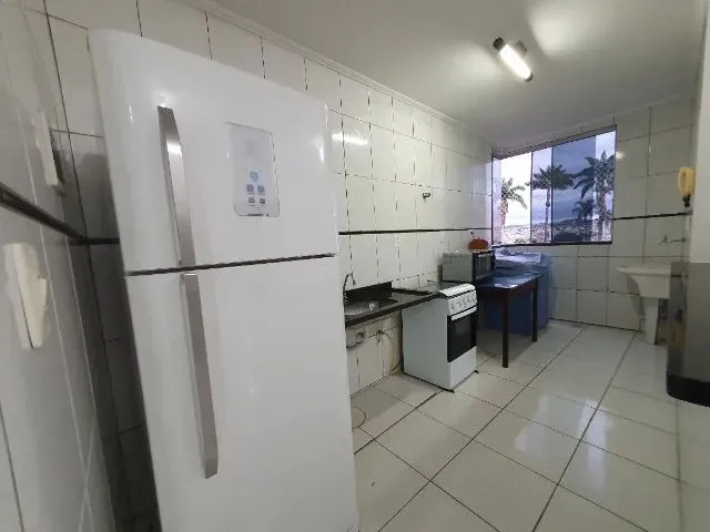 Imagem 4: Apartamento de 2 Quartos Mobiliado no Centro