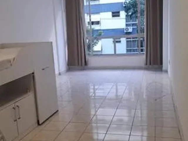 Imagem: Alugo Sala Living na Quadra da Praia - Santos