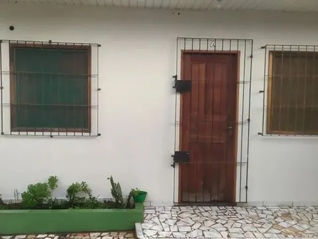 Imagem: A kitnet possui 2 Dormitórios, 1 Banheiro, 1 Vaga na