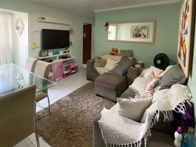 Imagem: O apartamento possui 2 Dormitórios, 1 Banheiro, 1 Vaga na