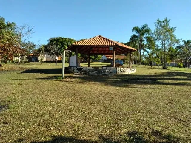 Imagem 4: Vendo Rancho em Delfinópolis- Minas Gerais