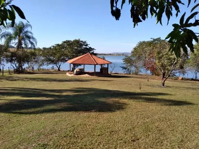 Imagem 5: Vendo Rancho em Delfinópolis- Minas Gerais