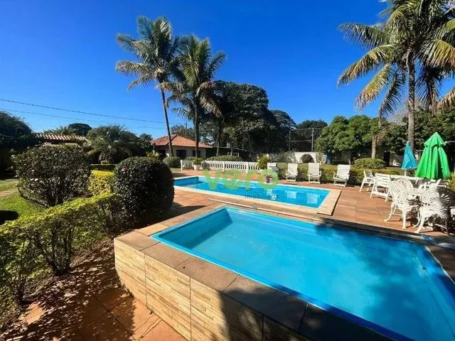 Imagem: Chácara com 5 Dormitórios À Venda, 3320
