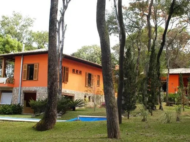 Imagem 3: Nova Lima - Casa Padrão - Macacos