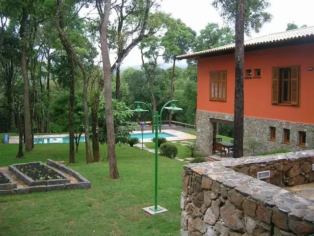 Imagem 12: Nova Lima - Casa Padrão - Macacos