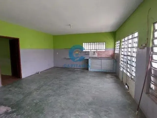 Imagem 8: Casa para Venda Tem 230 Metros Quadrados com 4 Quartos em Jardim São Paulo - Recife - Pe