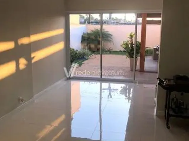 Imagem 6: Casa com 4 Quartos À Venda em Campinas