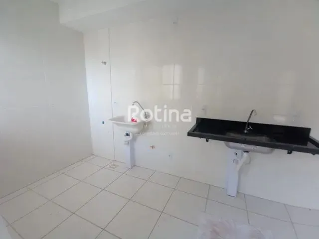 Imagem 9: Apartamento para Aluguel, 2 Quartos, 1 Suíte, 1 Vaga, Minas Gerais - Uberlândia/Mg