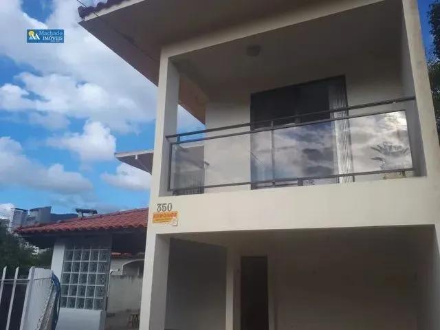 Imagem: Florianópolis - Casa Padrão - Córrego