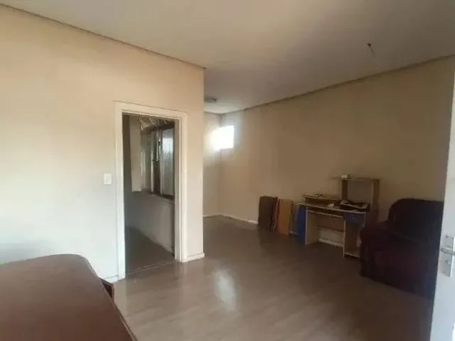 Imagem 10: Casa com 4 Dormitórios no Floresta