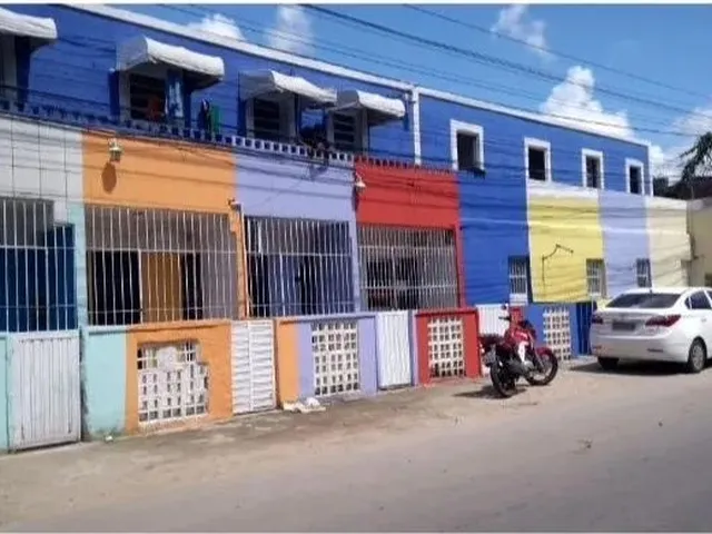 Imagem: O quarto possui Imóvel mobiliado e está localizado em San
