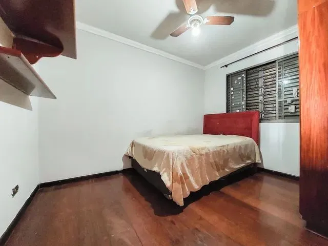 Imagem 9: Sobrado com Piscina - Jd. São Pedro