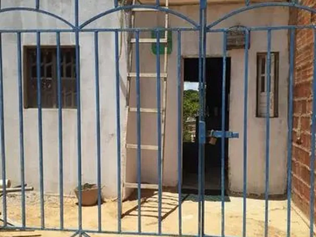 Imagem: Vende-Se Casa na Praia do Sol