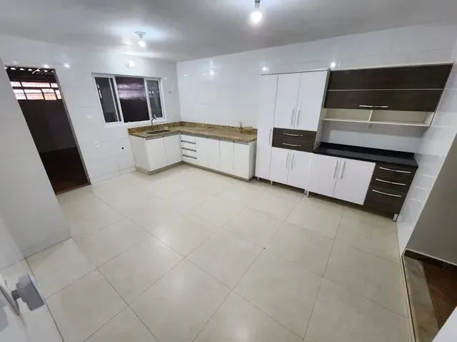 Imagem 2: Casa Vazada Casa com 3 dormitórios