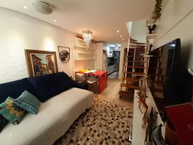 Imagem: A Casa Mobiliada em Um Condomínio de 2