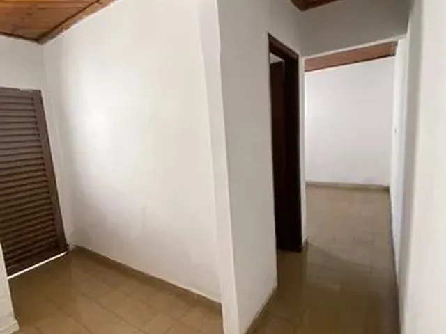 Imagem: Alugo Kitinete pra Estudante Universitário