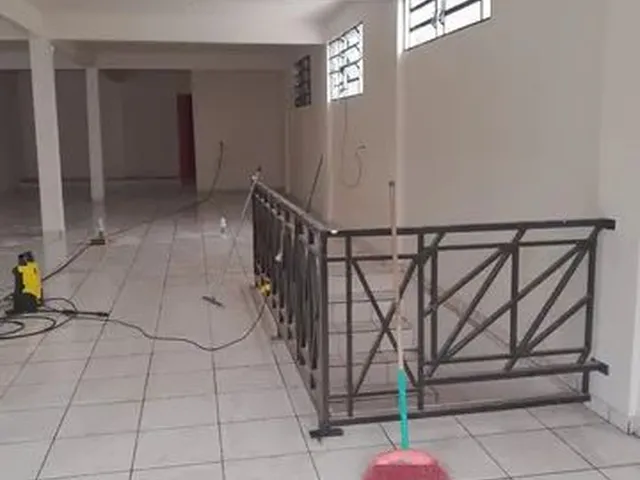 Imagem: Aluga-Se Sala Comercial com 160 Metros/Dois