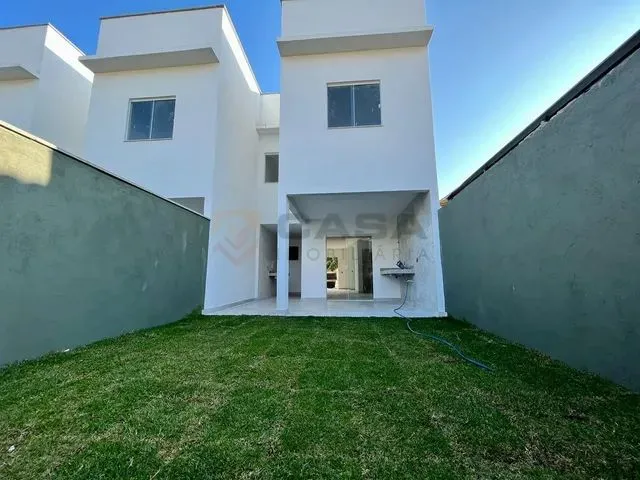 Imagem 2: Lc / Excelente Casa em Jacaraípe 3 Quartos Sendo 1 Suíte, com Um Lindo Quintal