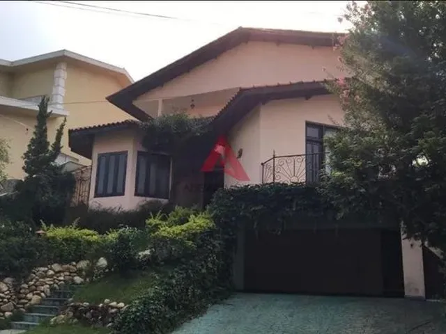 Imagem: A casa em condomínio possui 3 Dormitórios, 1 Suíte, 3