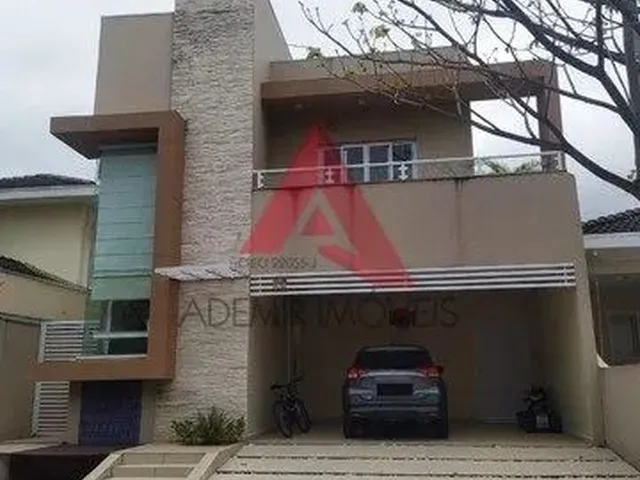 Imagem: A casa em condomínio possui 3 Dormitórios, 1 Suíte, 2