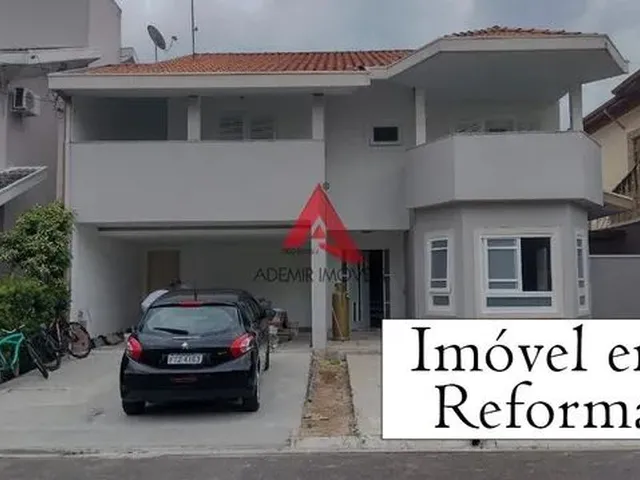 Imagem: A casa em condomínio possui 4 Dormitórios, 2 Suítes, 2