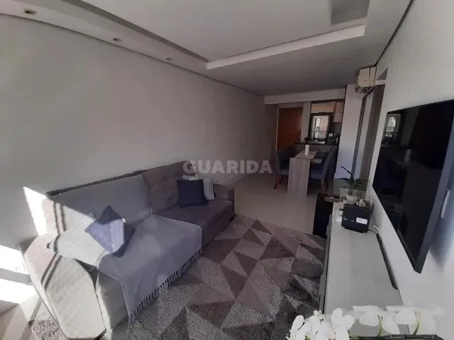 Imagem 4: Apartamento Mobiliado de 3 Dormitórios, Sendo 1 Suíte, no Bairro Cristal, com Vaga E