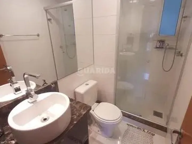 Imagem 15: Apartamento Mobiliado de 3 Dormitórios, Sendo 1 Suíte, no Bairro Cristal, com Vaga E