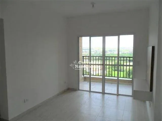 Imagem: O apartamento possui 2 Dormitórios, 1 Suíte, 2 Banheiros,