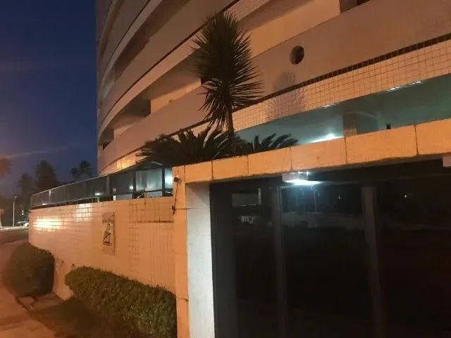 Imagem: O apartamento possui 1 Dormitório, 1 Banheiro, 1 Vaga na