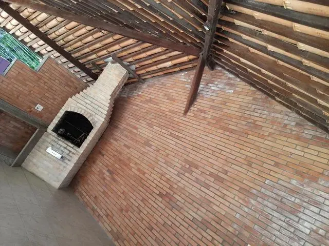 Imagem 15: 4 Quartos, 1 Suíte, Sala para 3 Ambientes, Ampla Varanda e 2 Vagas na Garagem, Boa