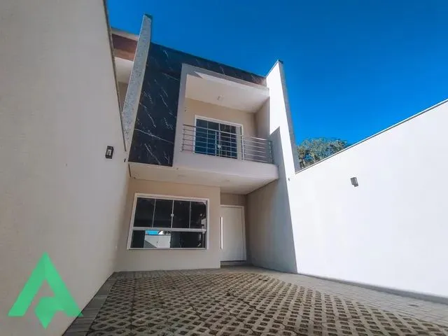 Imagem: Sobrado Alto Padrão, no Bairro Itoupava