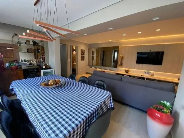 Imagem: Apartamento 4 Quartos para Venda, no Bairro
