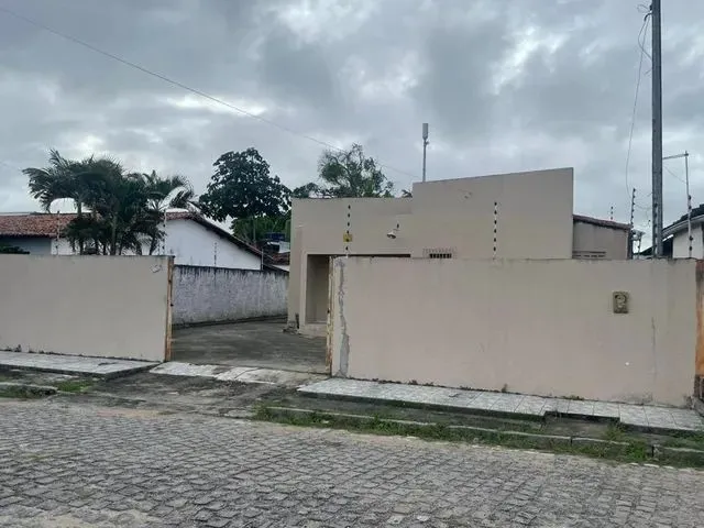 Imagem: Casa com 3 Quartos, Sendo 1 Suíte, Piscina
