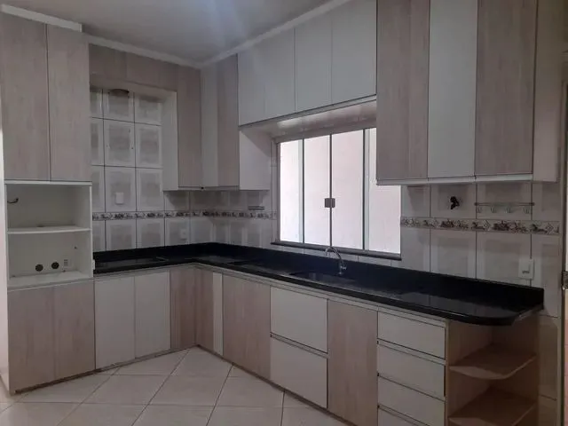 Imagem 8: Aluga-Se Casa 3 Quartos Luziania