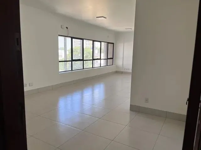 Imagem: Sala/Comercial para Aluguel e Venda Possui