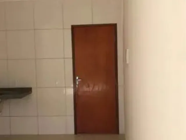 Imagem 2: Casa pra Venda em Nova Descoberta