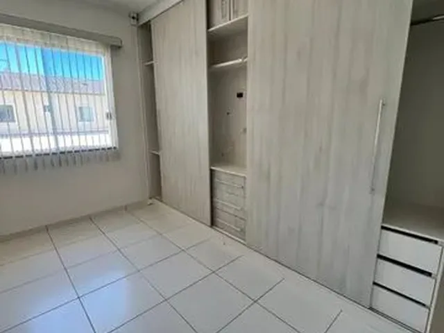Imagem 4: Alugo Casa Dúplex 2/4 Suíte Abrantes