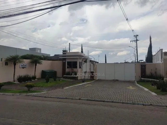 Imagem 1: Sobrado com Cond. Três Quarto/Suíte/Terraço Anto Padrão de Acabamento