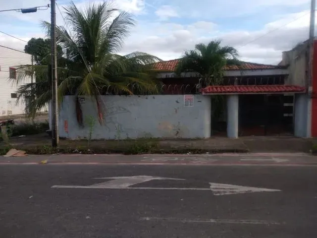 Imagem: Casa / Terreno 300M² no Coração do Montese